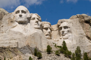 Mount_Rushmore (Source: Wikimedia Commons)